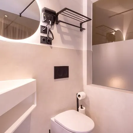 Apartamento Magnificent Renovated 2bd 2bth Duplex With Terrace - Centre *