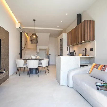 Magnificent Renovated 2bd 2bth Duplex With Terrace - Centre * Malaga