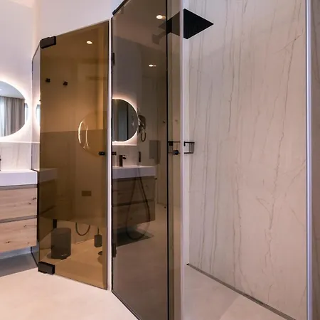 Magnificent Renovated 2bd 2bth Duplex With Terrace - Centre * Malaga