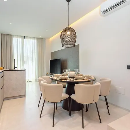 Magnificent Renovated 2bd 2bth Duplex With Terrace - Centre Apartment Malaga